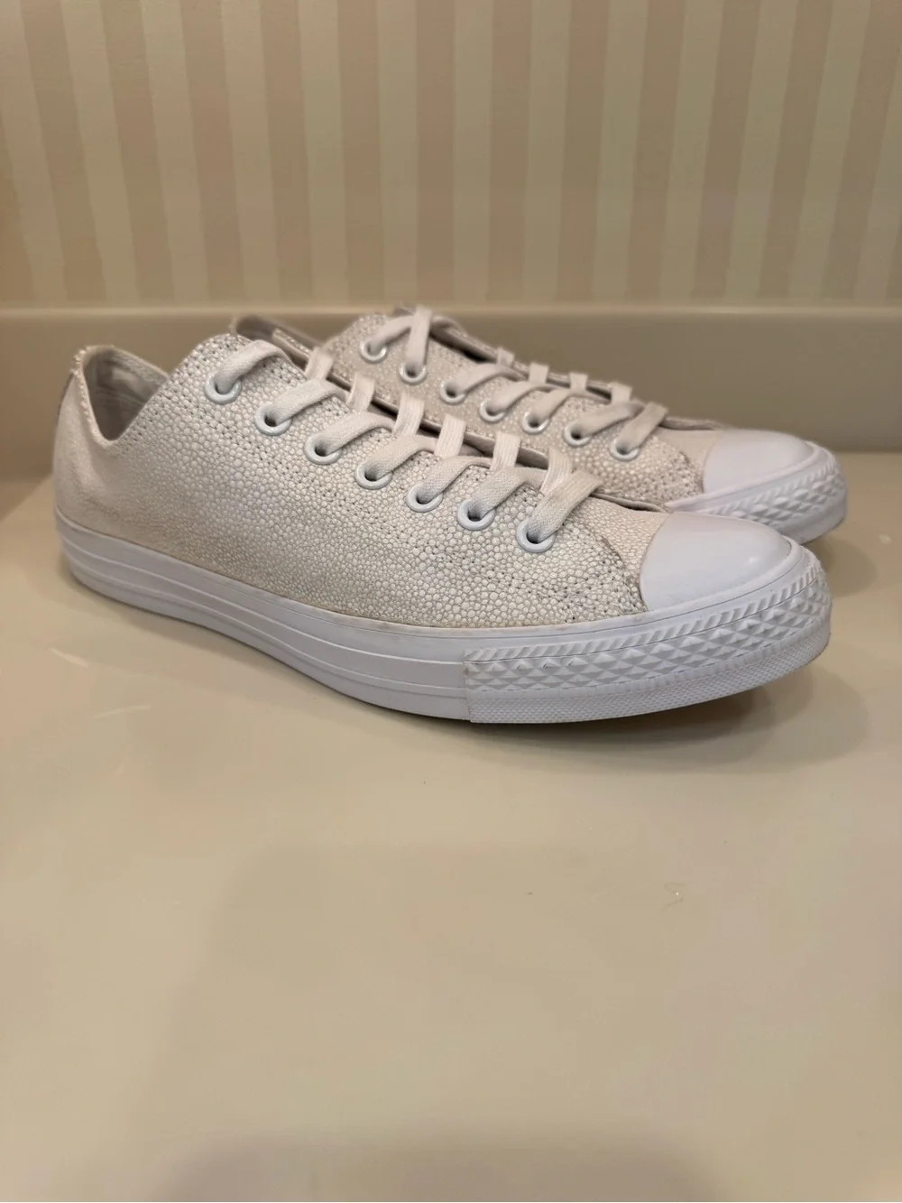 Converse All Star Gemma Stingray White Metallic Leather Low Top Size 10.5